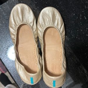 Tieks-Gold/Champagne Size 10